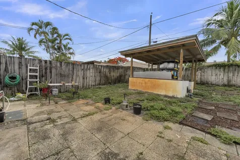2745 Cambridge Road Lake Worth FL 33462