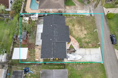 2745 Cambridge Road Lake Worth FL 33462