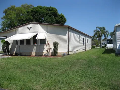 493 Hemingway Terrace Fort Pierce FL 34982