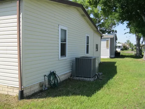 493 Hemingway Terrace Fort Pierce FL 34982
