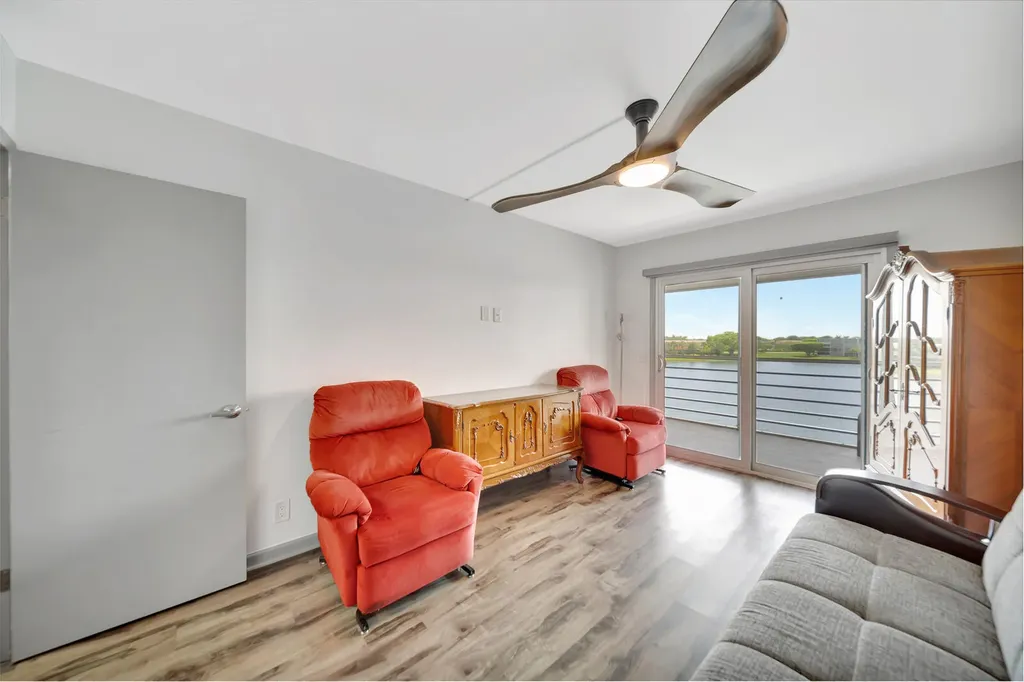 4063 Exeter D Boca Raton FL 33434