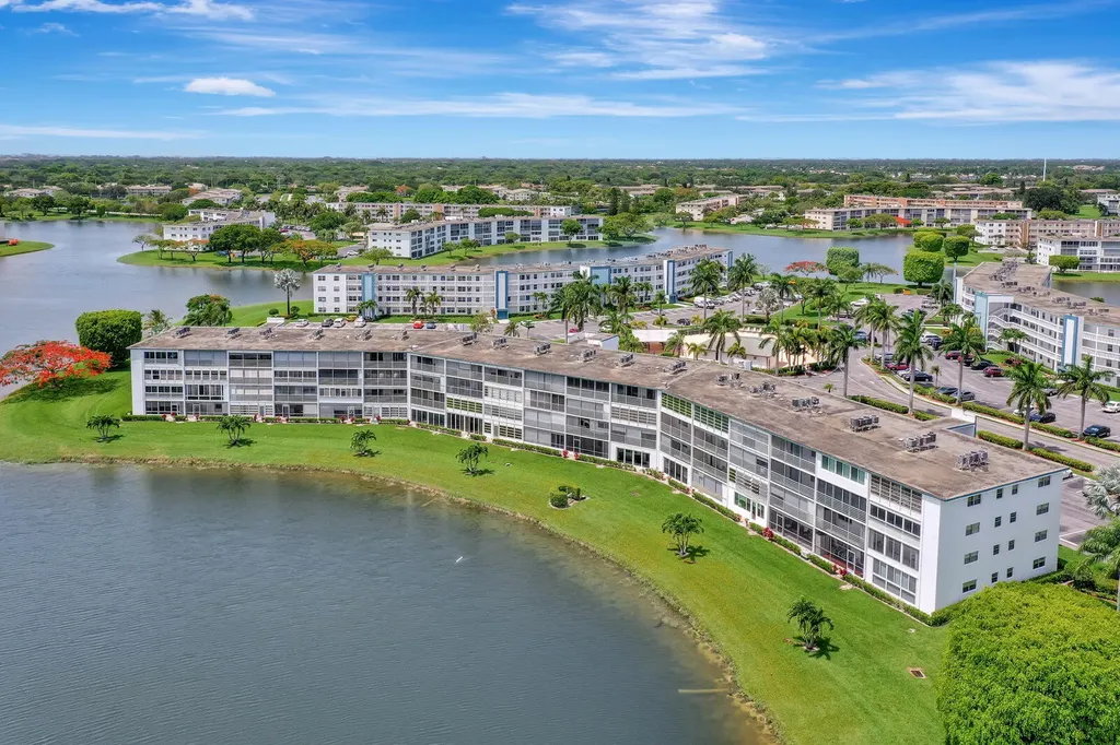 4063 Exeter D Boca Raton FL 33434