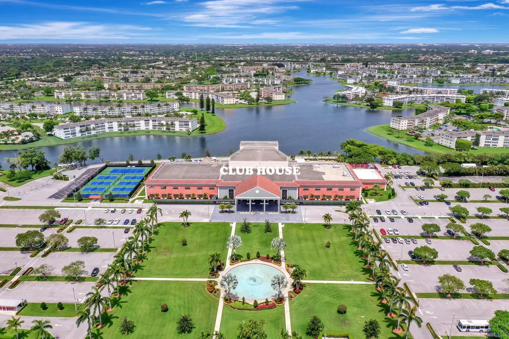 4063 Exeter D Boca Raton FL 33434