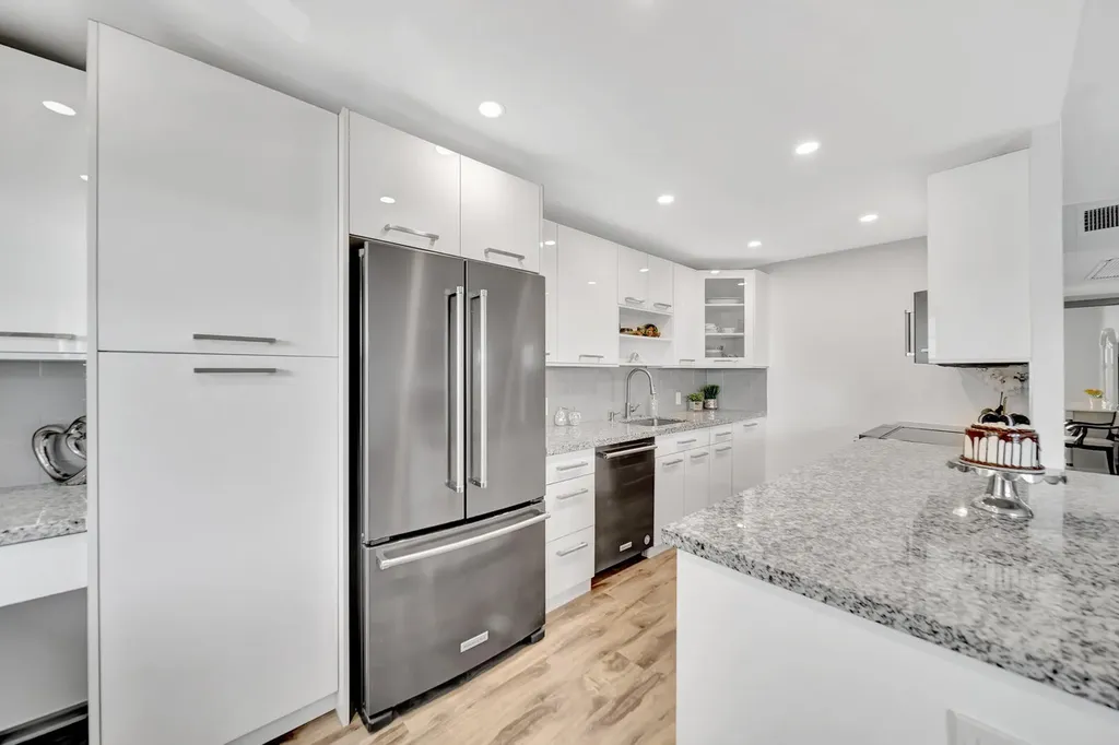 4063 Exeter D Boca Raton FL 33434