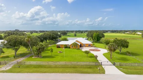 7611 SW 21st Parkway Okeechobee FL 34974
