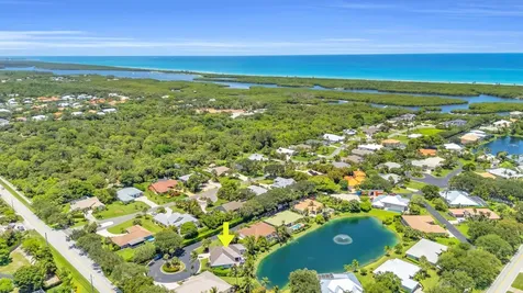 8020 SE Waterway Drive Hobe Sound FL 33455