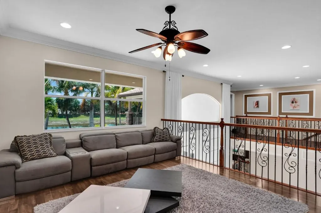 718 Edgebrook Lane West Palm Beach FL 33411