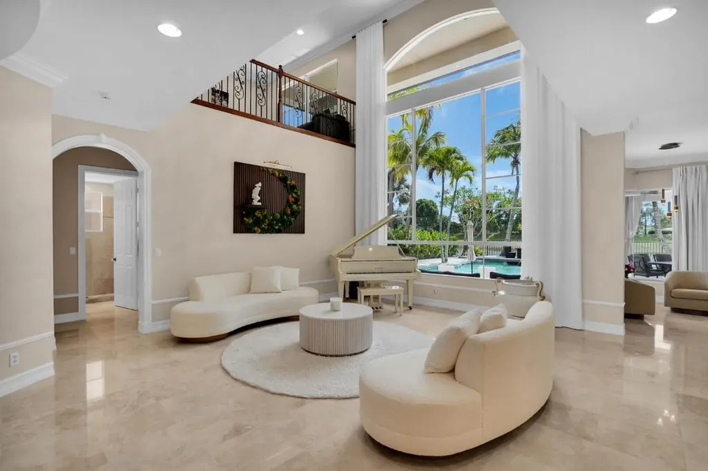 718 Edgebrook Lane West Palm Beach FL 33411