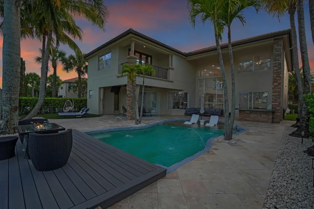 718 Edgebrook Lane West Palm Beach FL 33411