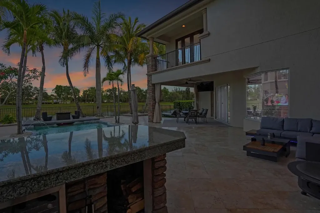 718 Edgebrook Lane West Palm Beach FL 33411