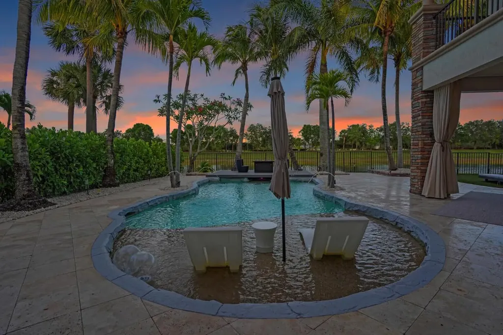 718 Edgebrook Lane West Palm Beach FL 33411