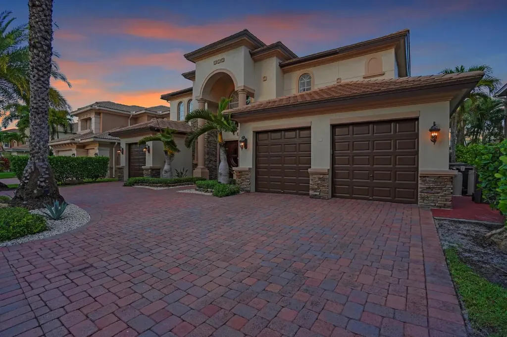 718 Edgebrook Lane West Palm Beach FL 33411