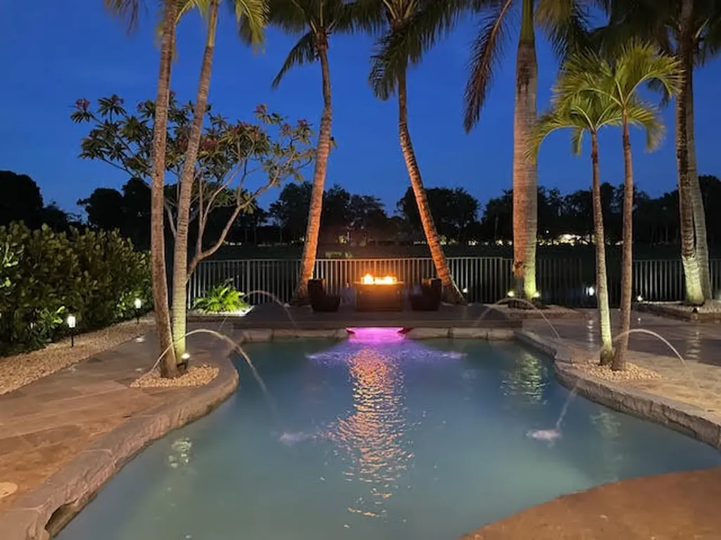 718 Edgebrook Lane West Palm Beach FL 33411