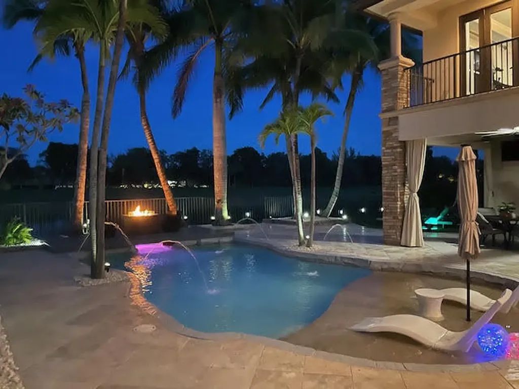 718 Edgebrook Lane West Palm Beach FL 33411