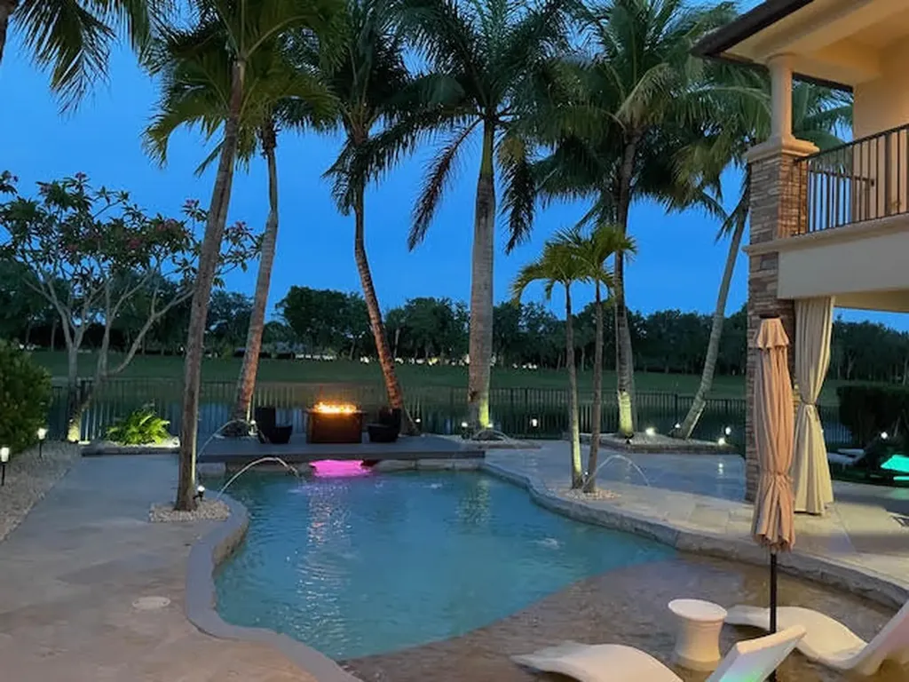 718 Edgebrook Lane West Palm Beach FL 33411