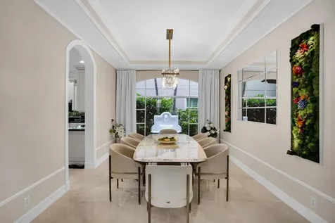 718 Edgebrook Lane West Palm Beach FL 33411