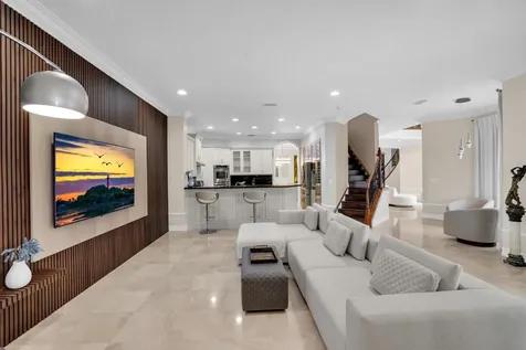 718 Edgebrook Lane West Palm Beach FL 33411