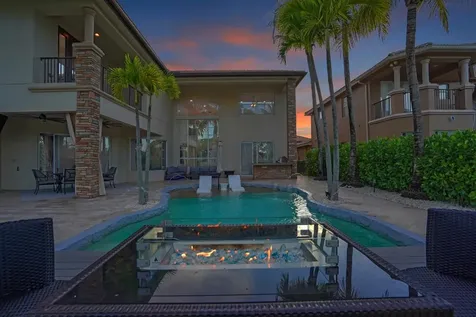 718 Edgebrook Lane West Palm Beach FL 33411