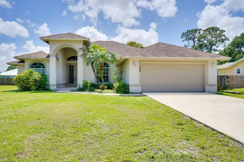 766 SW Duxbury Avenue Port St Lucie FL 34983