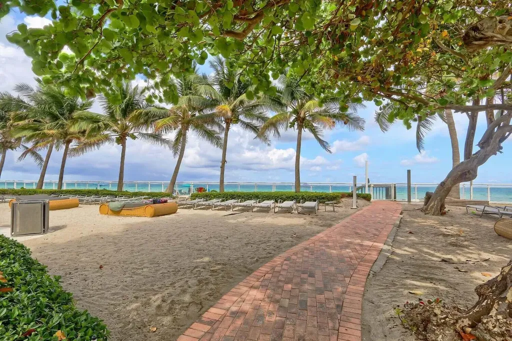 3001 S Ocean Drive Hollywood FL 33019