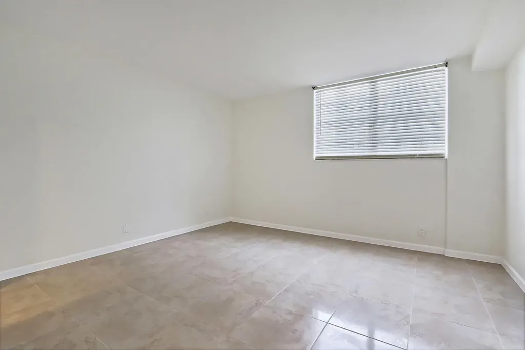3001 S Ocean Drive Hollywood FL 33019