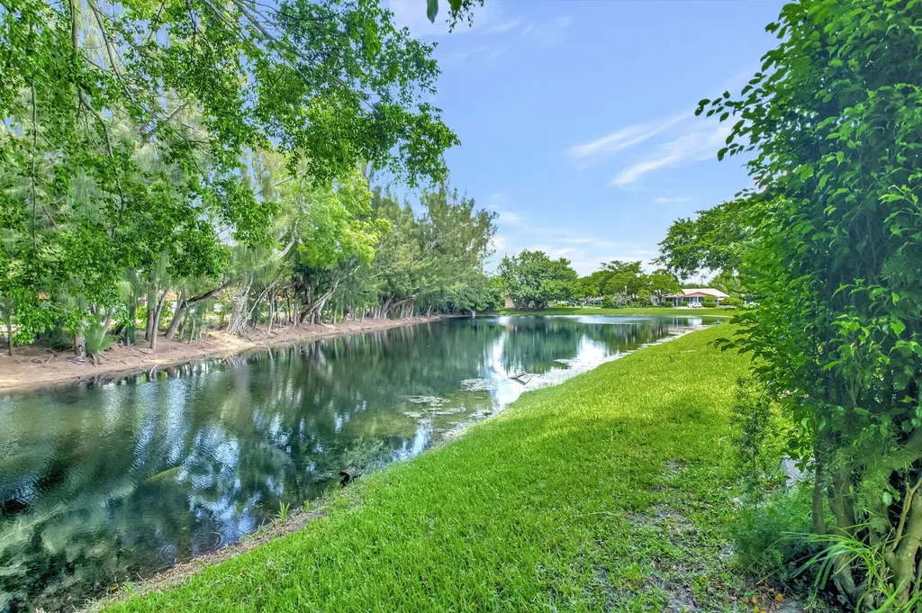 14195 Campanelli Drive Delray Beach FL 33484