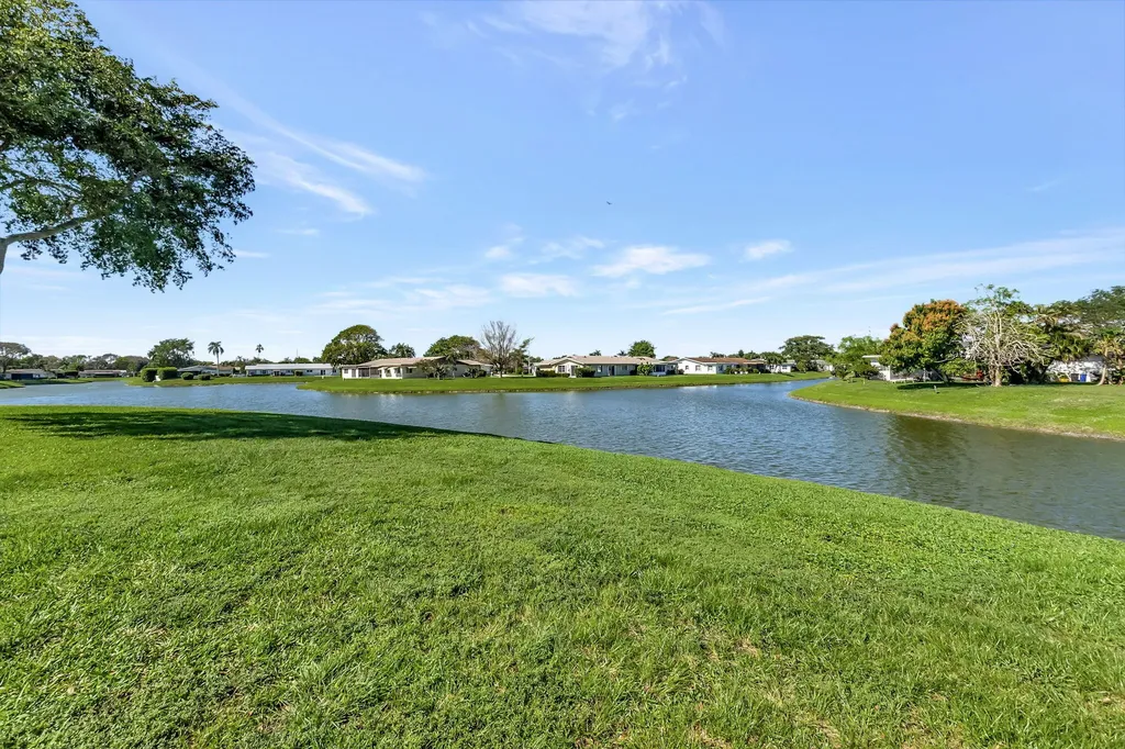 14195 Campanelli Drive Delray Beach FL 33484