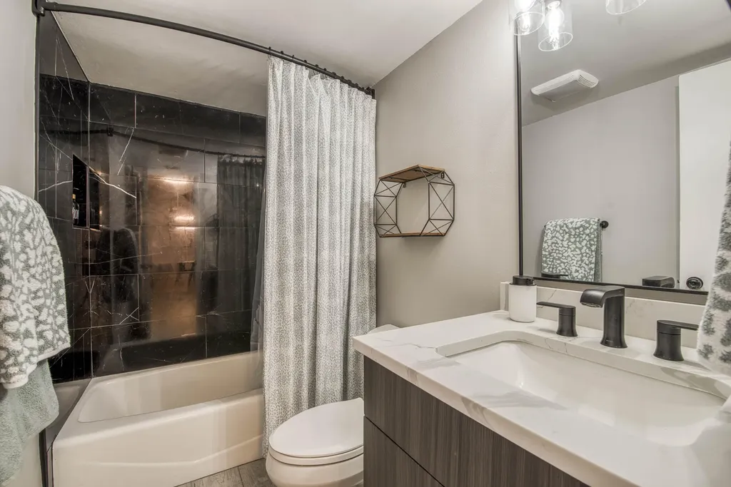 325 Oak Harbour Drive Juno Beach FL 33408