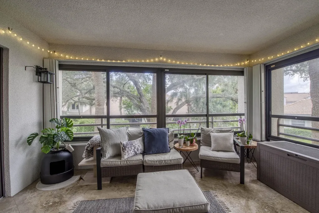 325 Oak Harbour Drive Juno Beach FL 33408