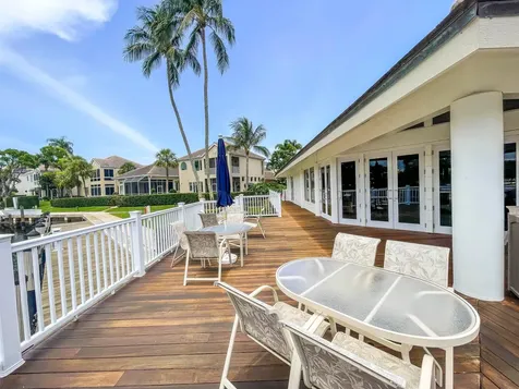 325 Oak Harbour Drive Juno Beach FL 33408