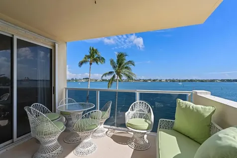 2800 N Flagler 404 Drive West Palm Beach FL 33407