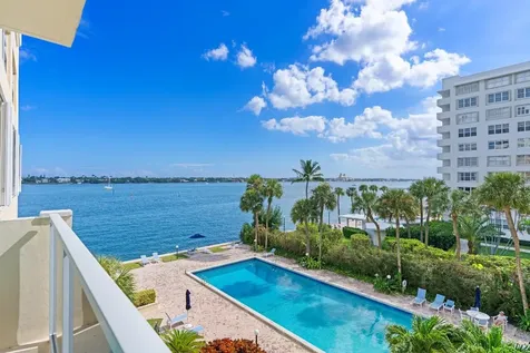 2800 N Flagler 404 Drive West Palm Beach FL 33407