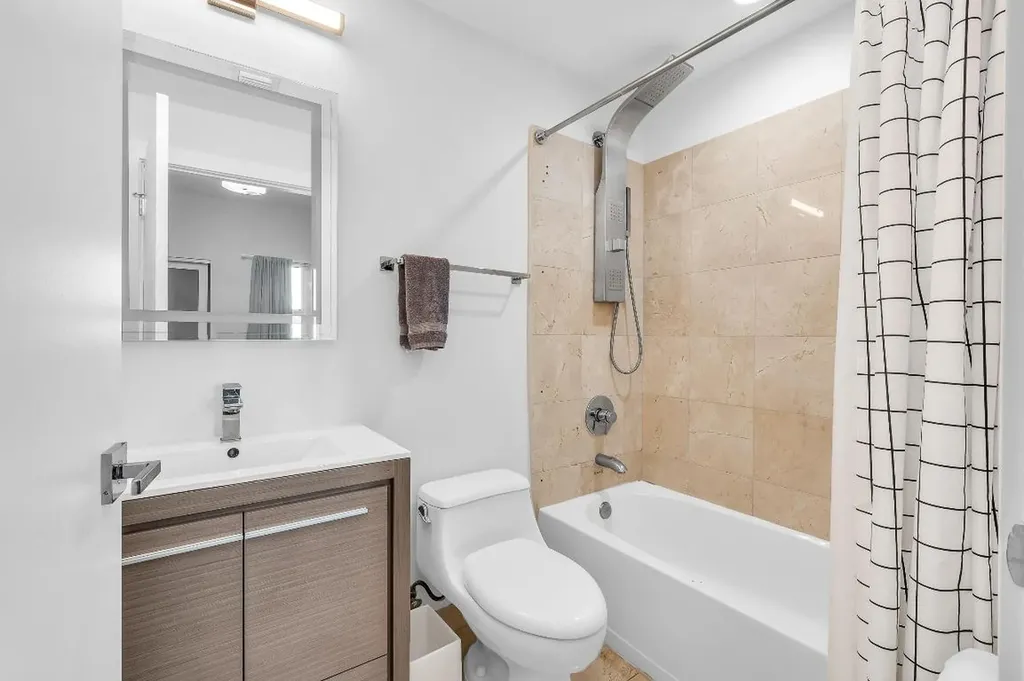 3330 NE 190th Street Aventura FL 33180