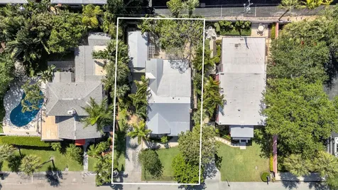 42 Palm Square Delray Beach FL 33483