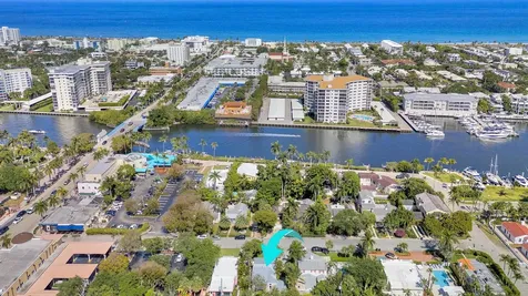 42 Palm Square Delray Beach FL 33483