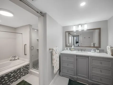 3400 N Ocean Drive, 1601 Singer Island FL 33404