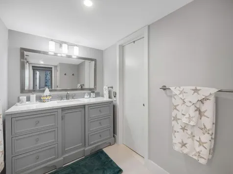 3400 N Ocean Drive, 1601 Singer Island FL 33404