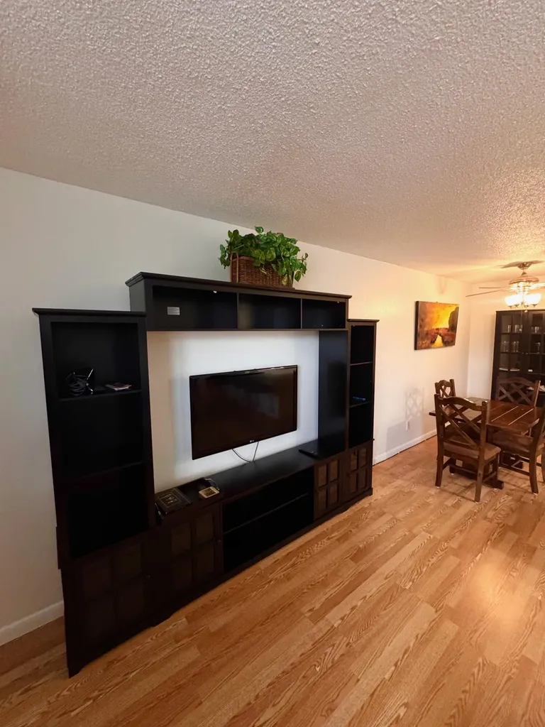 2565 S Ocean 2060 Boulevard Palm Beach FL 33480