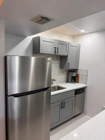 2565 S Ocean 2060 Boulevard Palm Beach FL 33480