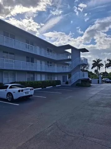 2565 S Ocean 2060 Boulevard Palm Beach FL 33480