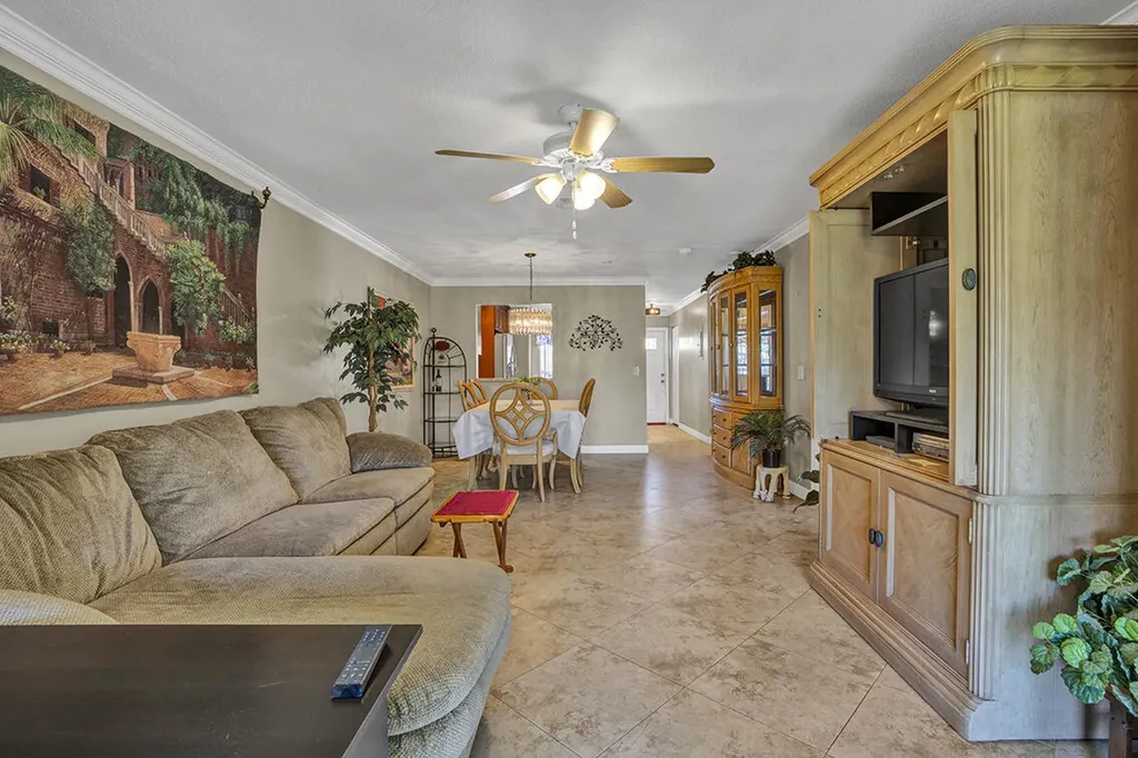 6722 Moonlit Drive Delray Beach FL 33446