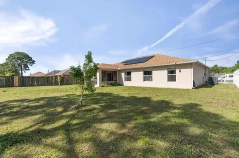 663 NW North Macedo Boulevard Port St Lucie FL 34983
