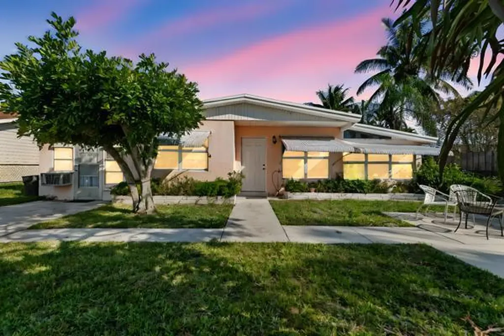 3027 SE Orchid Street Stuart FL 34997