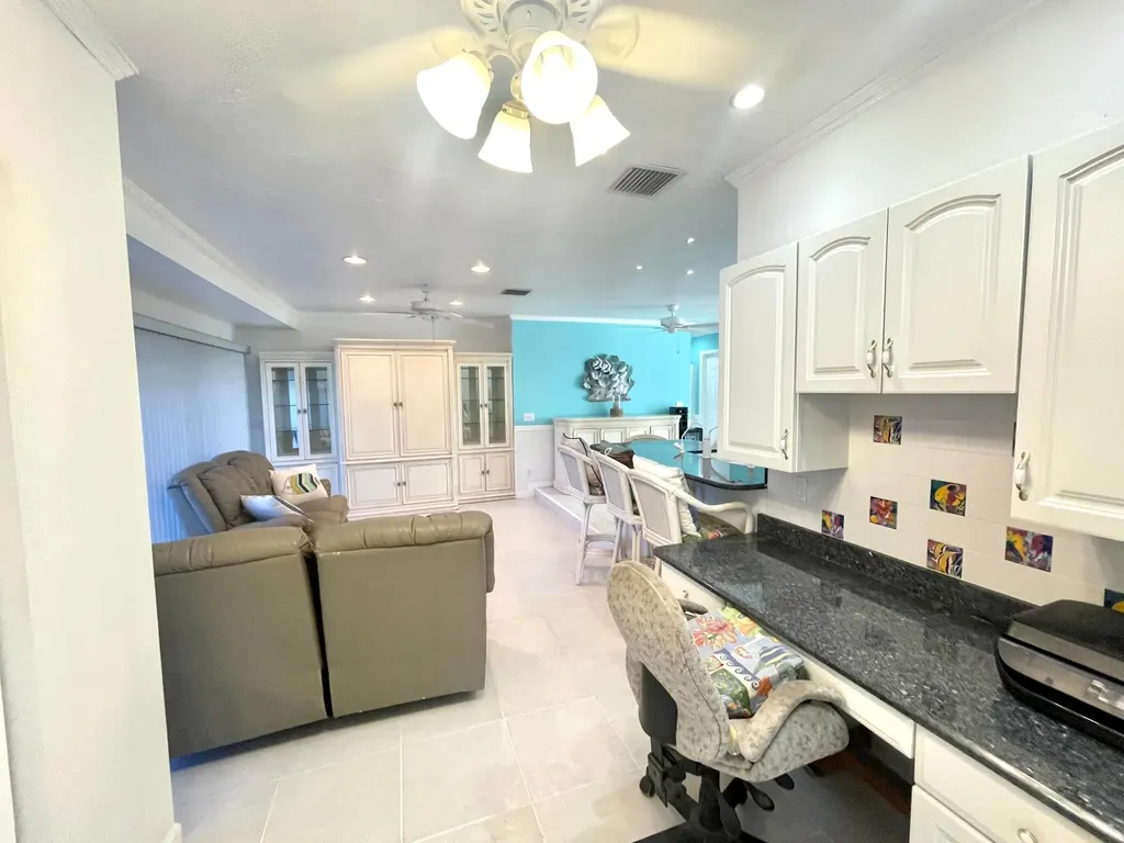 880 SE Degan Drive Port St Lucie FL 34983