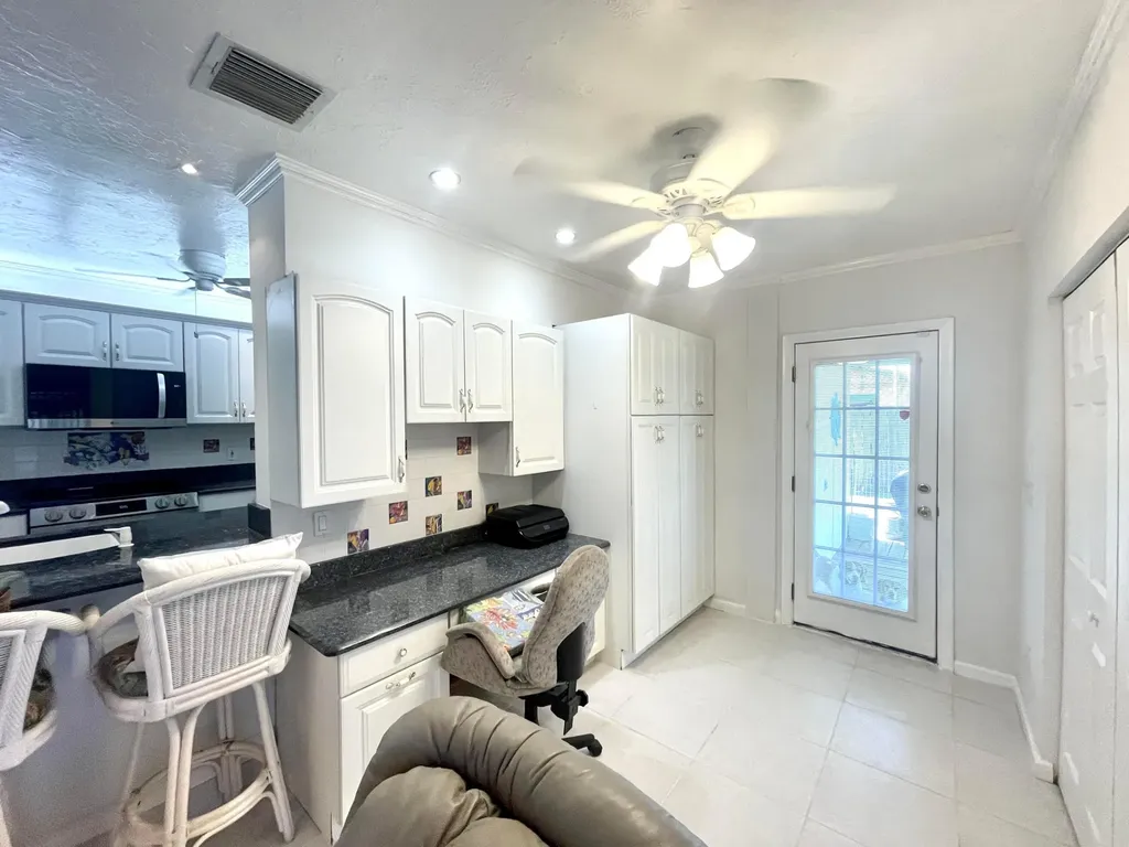 880 SE Degan Drive Port St Lucie FL 34983