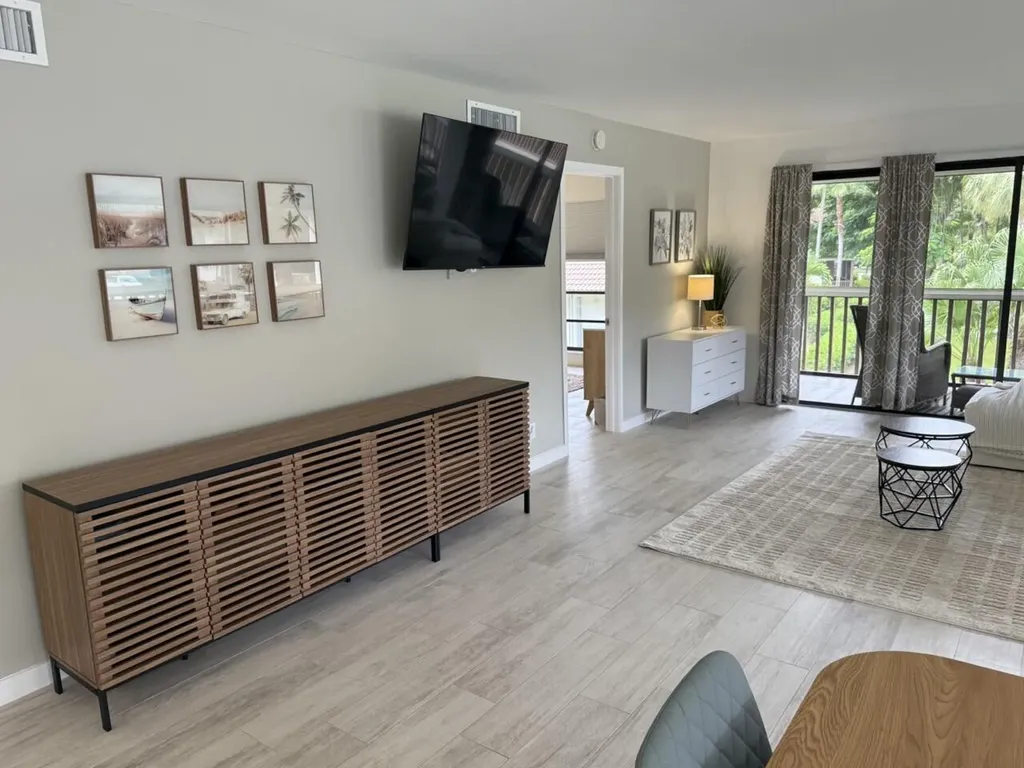616 Brackenwood Cove Palm Beach Gardens FL 33418