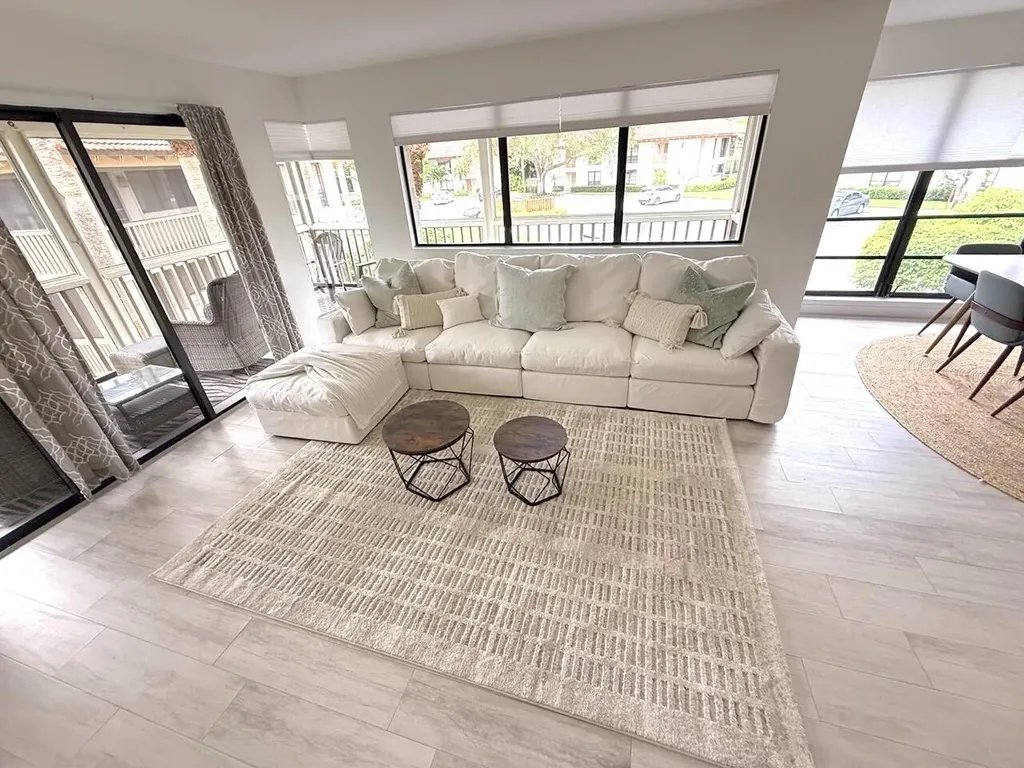 616 Brackenwood Cove Palm Beach Gardens FL 33418