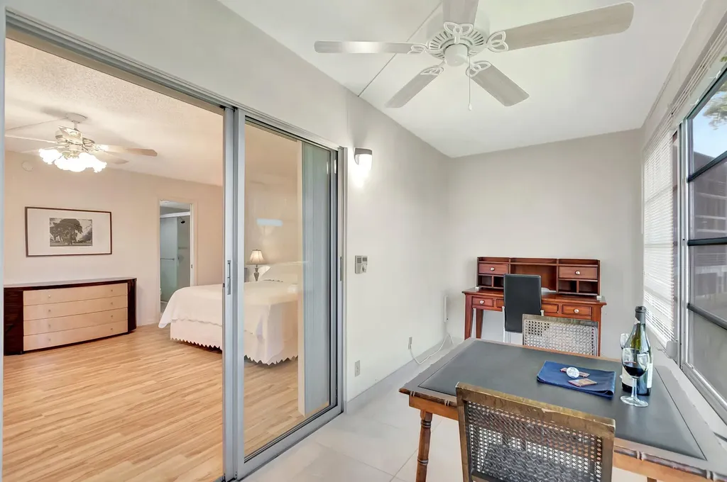 2043 Cambridge C Deerfield Beach FL 33442