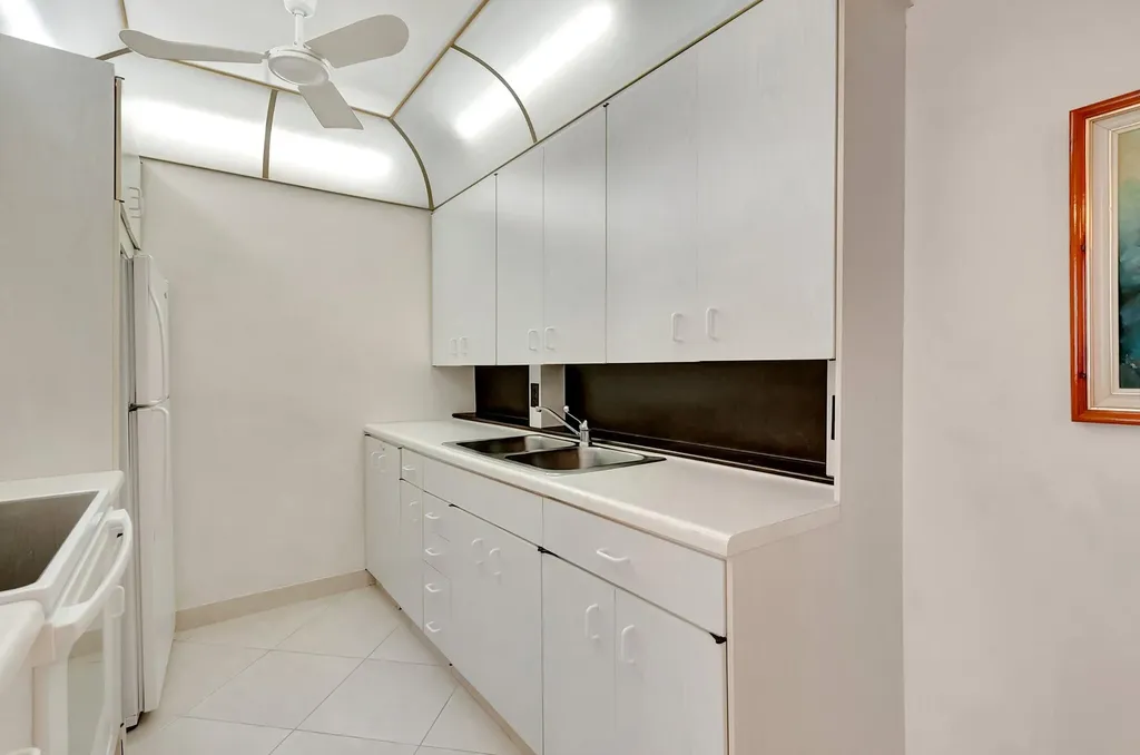 2043 Cambridge C Deerfield Beach FL 33442