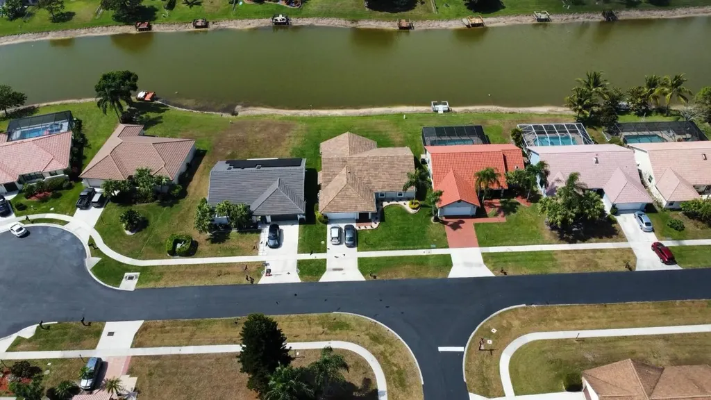 8577 Bonita Isle Drive Lake Worth FL 33467